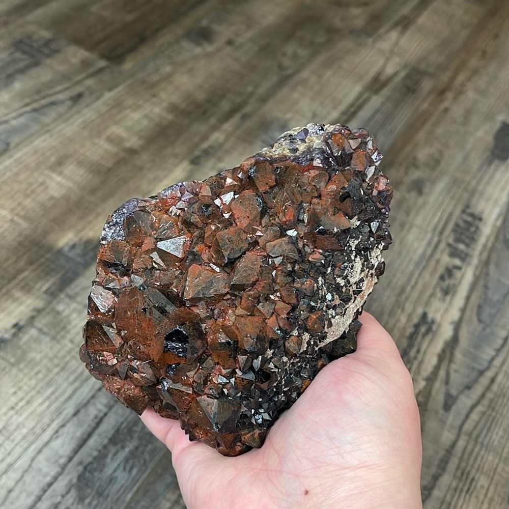 STUNNING iron included amethyst crystal cluster✨💜